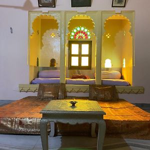 Tana Haveli - Heritage Stay In Udaipur Overlooing City Palace
